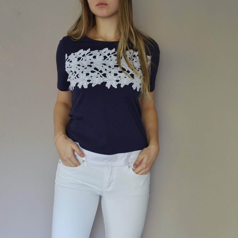 Ivanka Trump NEW embroidered shirt